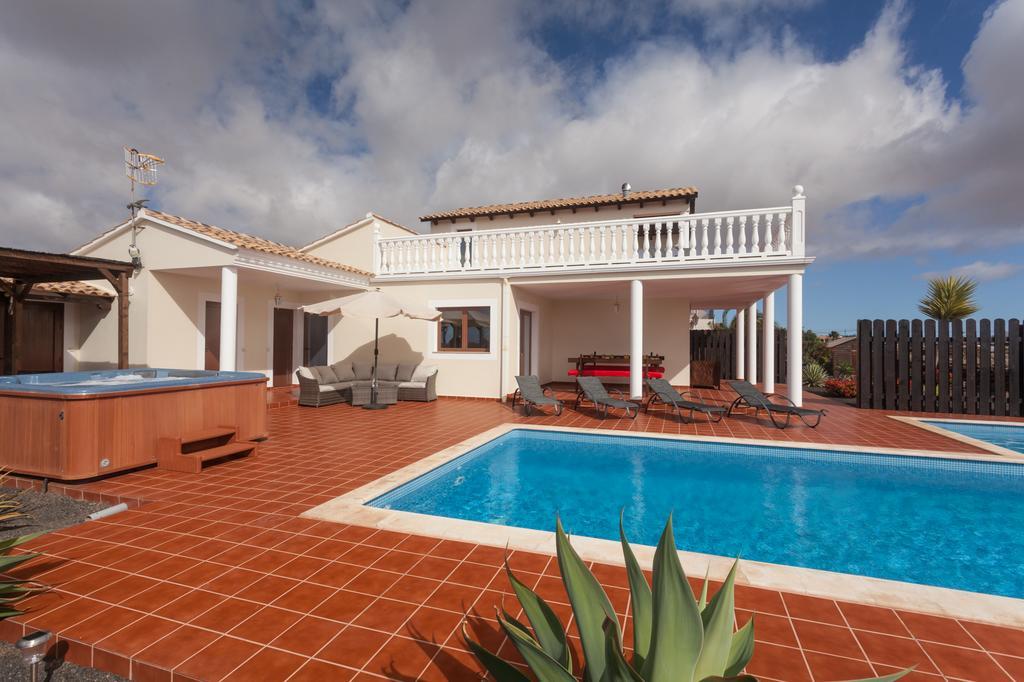 The Fit Retreat Hotel Lajares Esterno foto